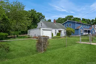 10 Laurel Rd, Ronkonkoma, NY 11779 - Photo 21