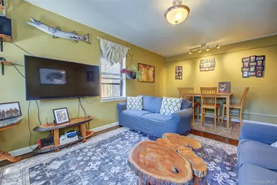 215-40 47th Avenue #3A, Bayside, NY 11361 - Photo 9