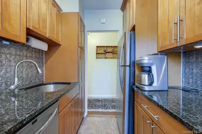 215-40 47th Avenue #3A, Bayside, NY 11361 - Photo 13