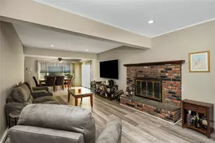 65 Club Ln, Levittown, NY 11756 - Photo 5