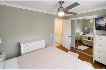 40 Emmett Terrace, New Rochelle, NY 10805 - Photo 23
