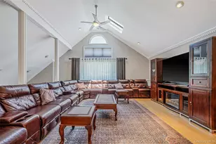 2 Jodi Dr, Manorville, NY 11949 - Photo 35