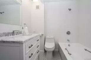 10 Cottage Pl, White Plains, NY 10601 - Photo 17