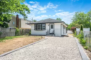 64 Cedar Dr, Bay Shore, NY 11706 - Photo 11