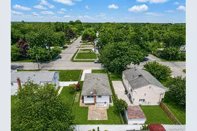 64 Cedar Drive, Bay Shore, NY 11706 - Photo 9