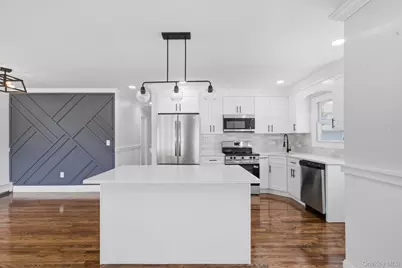 64 Cedar Drive, Bay Shore, NY 11706 - Photo 21