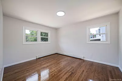 64 Cedar Drive, Bay Shore, NY 11706 - Photo 17