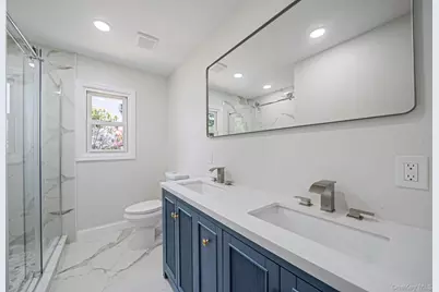 64 Cedar Drive, Bay Shore, NY 11706 - Photo 5