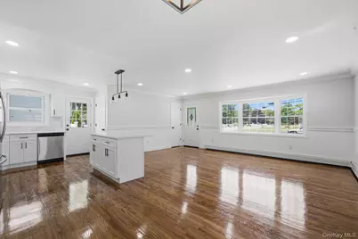 64 Cedar Drive, Bay Shore, NY 11706 - Photo 3