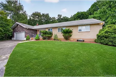 29 Brandy Lane, Wappingers Falls, NY 12590 - Photo 3