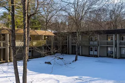 10 Wild Oaks Road #210, Goldens Bridge, NY 10526 - Photo 3