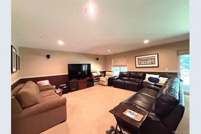 121 Winding Ridge Road, White Plains, NY 10603 - Photo 29
