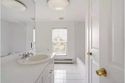 237 Fulton Street, Westbury, NY 11590 - Photo 17