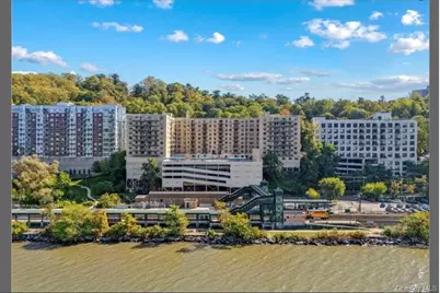 1085 Warburton Avenue #120, Yonkers, NY 10701 - Photo 17