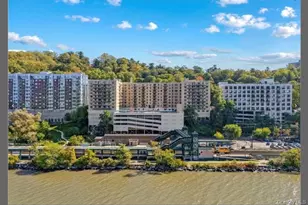 1085 Warburton Ave, Yonkers, NY 10701 - Photo 17