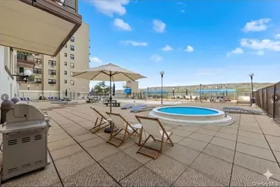 1085 Warburton Avenue #120, Yonkers, NY 10701 - Photo 19