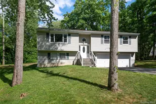 46 Rogers Rd, Hyde Park, NY 12538 - Photo 3