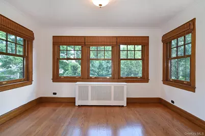 304 Crestwood Avenue, Tuckahoe, NY 10707 - Photo 7
