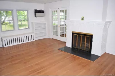 53 Ogden Avenue, White Plains, NY 10605 - Photo 3