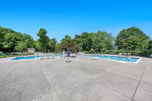 703 Drew Dr, Saint James, NY 11780 - Photo 33