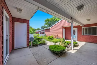 703 Drew Drive #D7, Saint James, NY 11780 - Photo 19