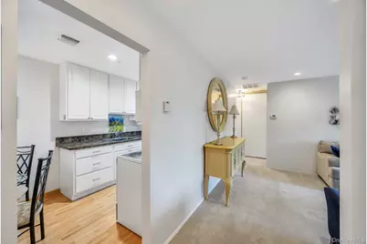 703 Drew Drive #D7, Saint James, NY 11780 - Photo 7