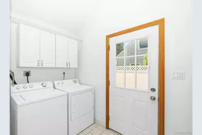 130 Coach Lane, Levittown, NY 11756 - Photo 9