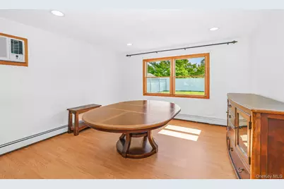130 Coach Lane, Levittown, NY 11756 - Photo 17