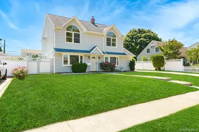 130 Coach Lane, Levittown, NY 11756 - Photo 3