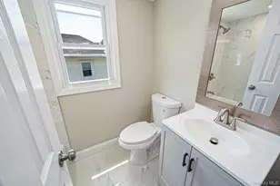 44 Elizabeth Ave, Smithtown, NY 11787 - Photo 21