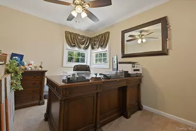 1022 White Birch Lane, Wantagh, NY 11793 - Photo 15