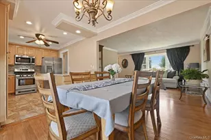 1022 White Birch Ln, Wantagh, NY 11793 - Photo 7