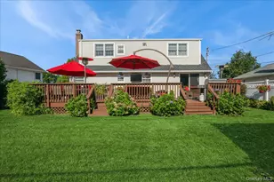 1022 White Birch Ln, Wantagh, NY 11793 - Photo 31