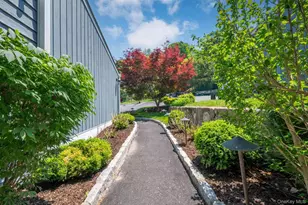 31 Timber Ridge, Mount Kisco, NY 10549 - Photo 3