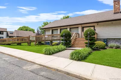 515 Picasso Way #515, Middle Island, NY 11953 - Photo 23