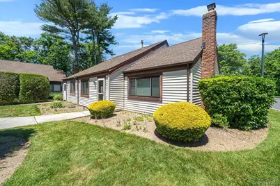 515 Picasso Way #515, Middle Island, NY 11953 - Photo 3