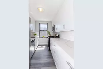 525 W 235th Street #6C, Bronx, NY 10463 - Photo 7
