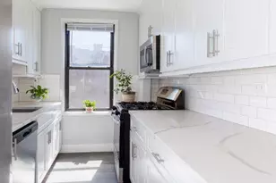 525 W 235th St, Bronx, NY 10463 - Photo 7