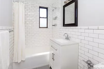 525 W 235th Street #6C, Bronx, NY 10463 - Photo 11