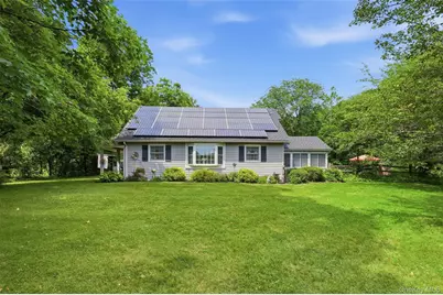 2 Maple Lane, Hyde Park, NY 12538 - Photo 5