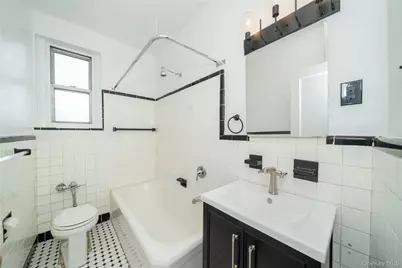 511 W 232nd Street #E66, Bronx, NY 10463 - Photo 17