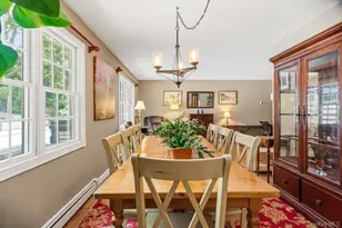9 Dillmont Dr, Smithtown, NY 11787 - Photo 13