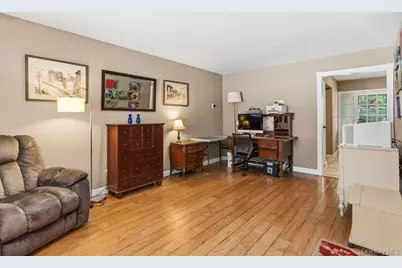 9 Dillmont Drive, Smithtown, NY 11787 - Photo 11