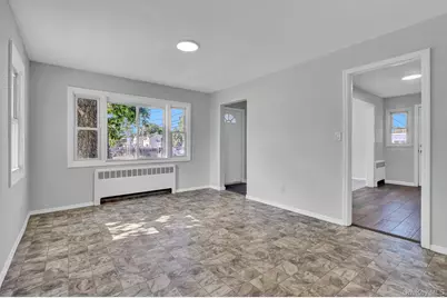 863 Prospect Avenue, Westbury, NY 11590 - Photo 5
