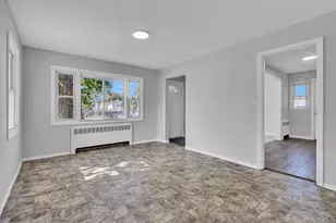 863 Prospect Ave, Westbury, NY 11590 - Photo 5