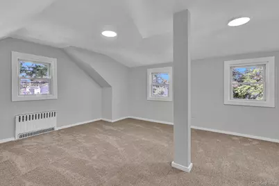 863 Prospect Avenue, Westbury, NY 11590 - Photo 17