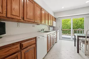 2367 Aron Dr E, Seaford, NY 11783 - Photo 19