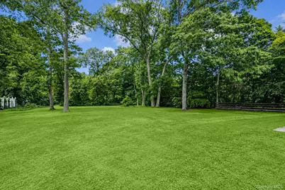 32 Vautrin Avenue, Holtsville, NY 11742 - Photo 19