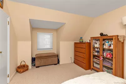 2163 Spruce Street, Wantagh, NY 11793 - Photo 15