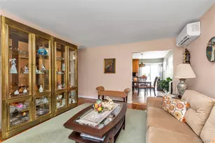 2163 Spruce St, Wantagh, NY 11793 - Photo 5